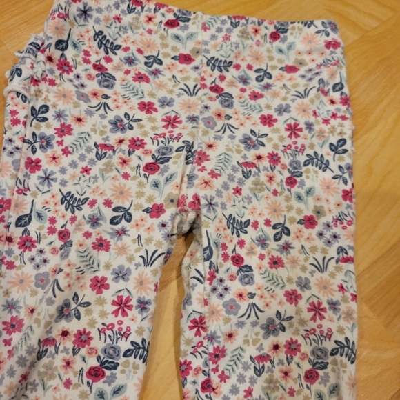 Baby girl pants bundle size 12 months - Picture 5 of 8